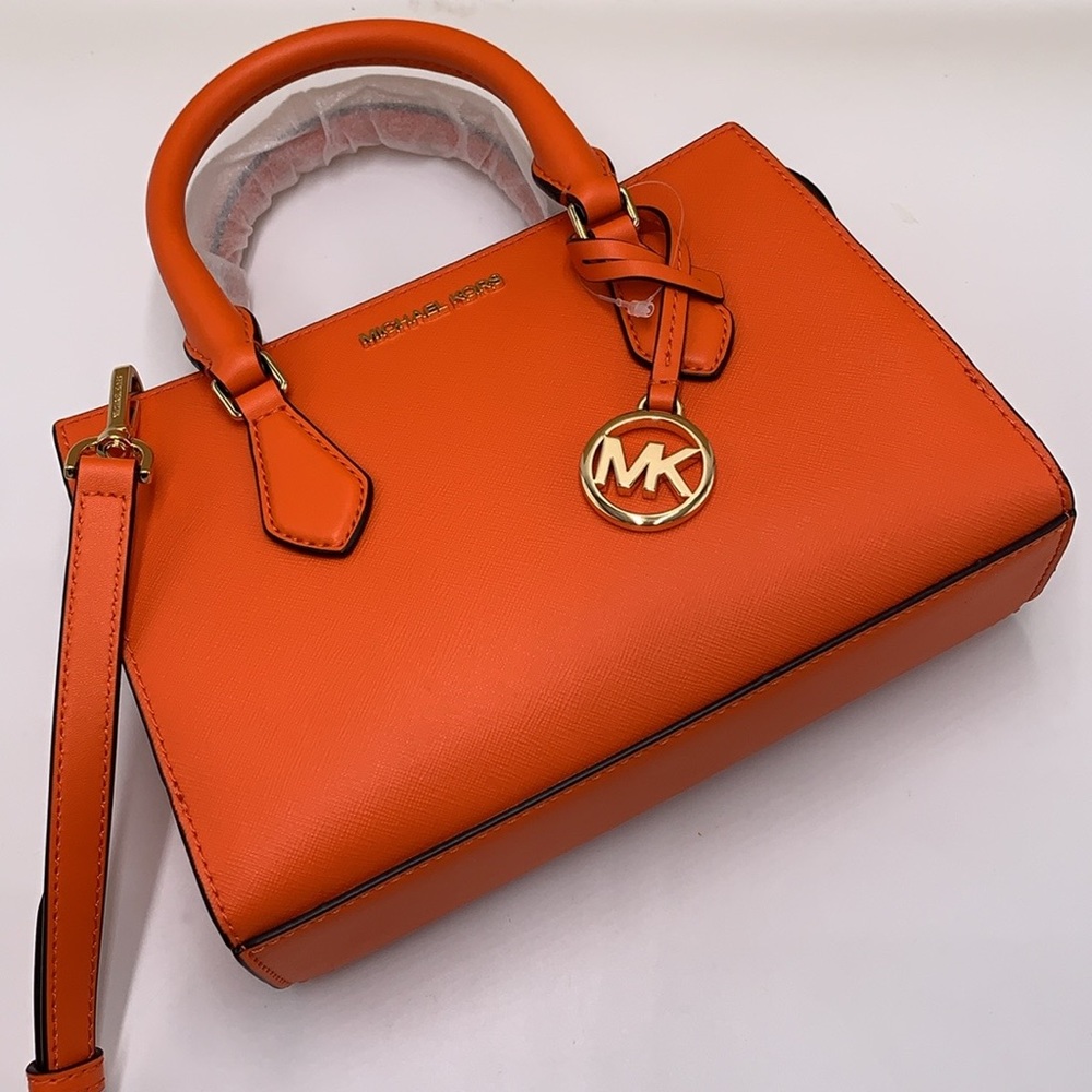 MICHAEL KORS
Sheila Small Faux Saffiano Leather Satchel
Poppy
NWT - Picture 3 of 16